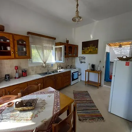 Tatil Evi Evdokia Emborios
