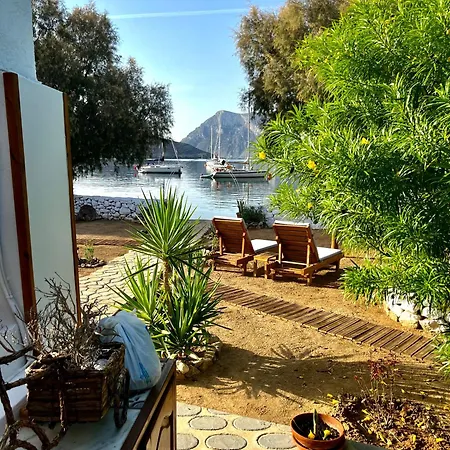 Evdokia Tatil Evi Emborios